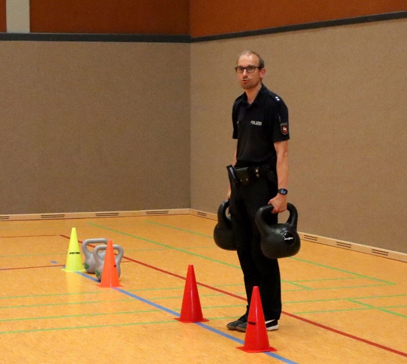 🚨 ÜBEN FÜR DEN POLIZEITEST – in der Sporthalle der BBS PAPENBURG Technik und Wirtschaft 🚨  